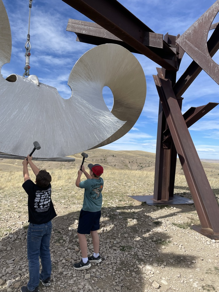 art students and sculptures 