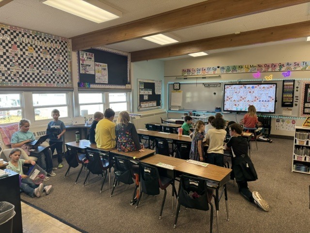 This was such a fun experience for both the younger and older students!