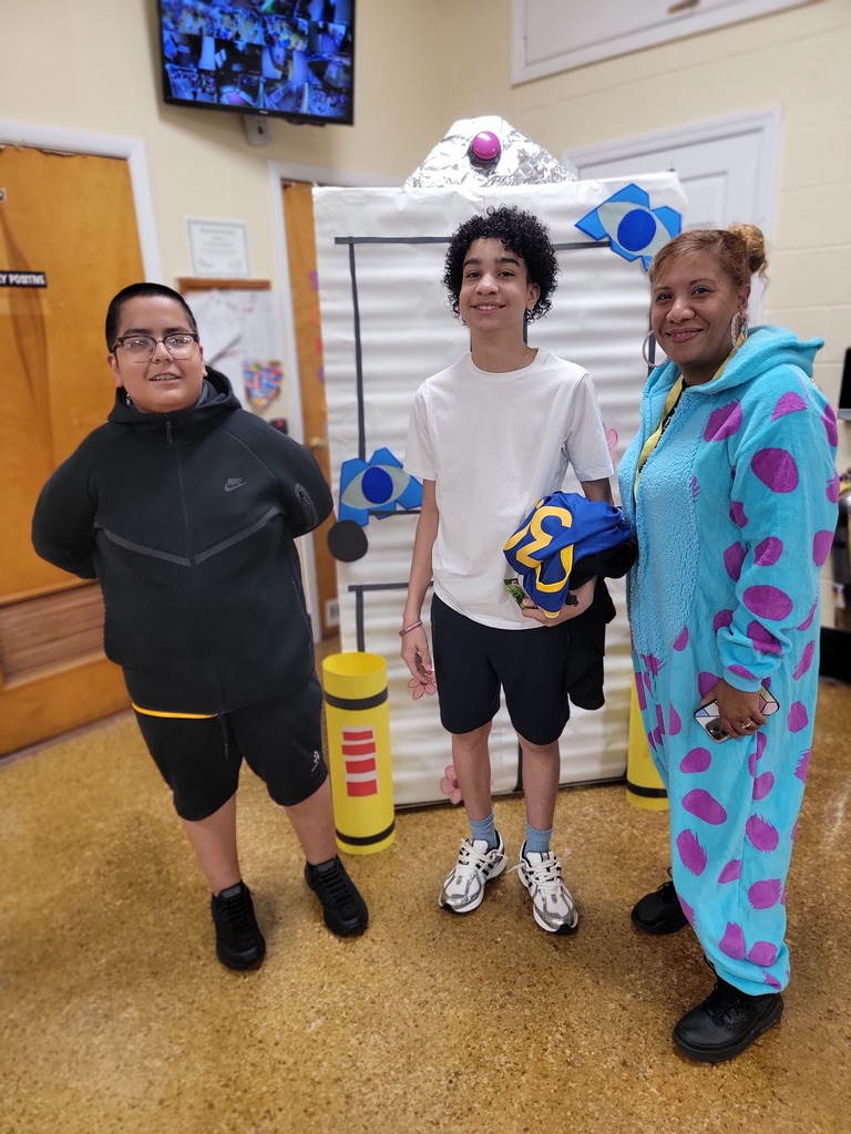 Halloween Happening 2025!!! Families Having Fun!