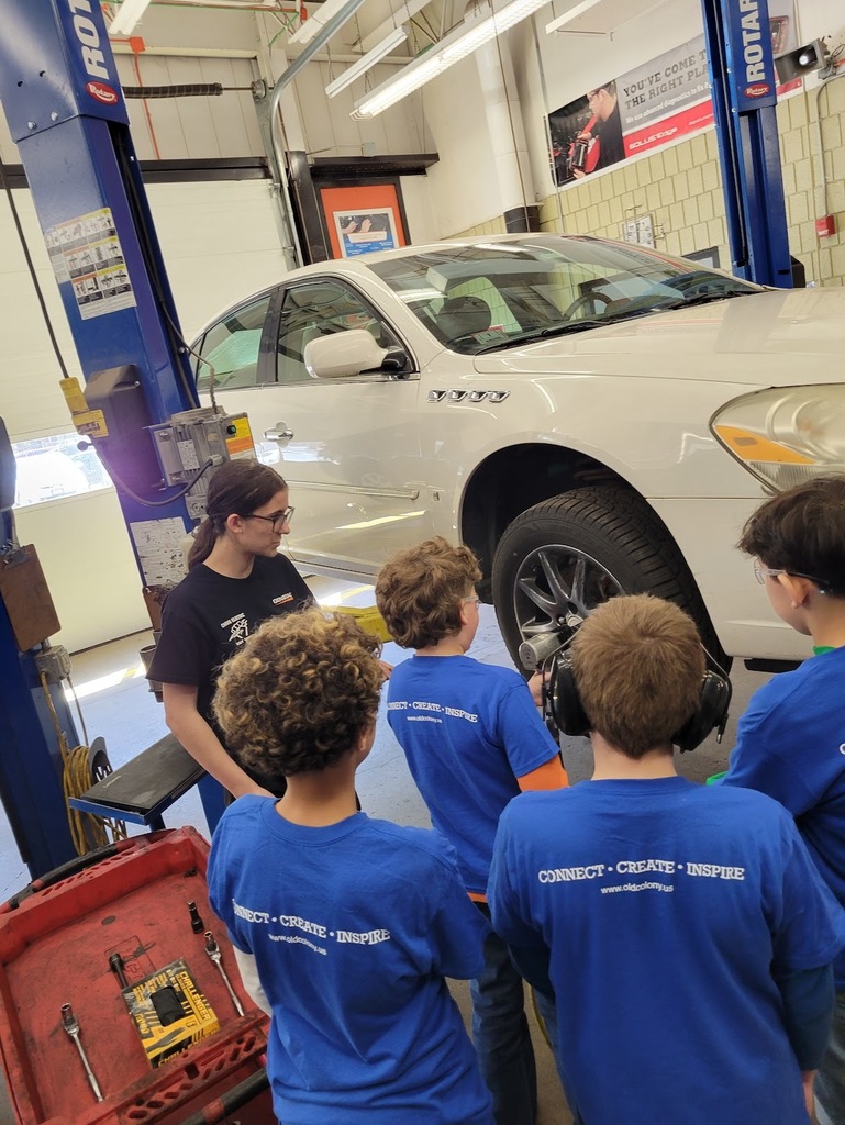 6th grade visits Old Colony