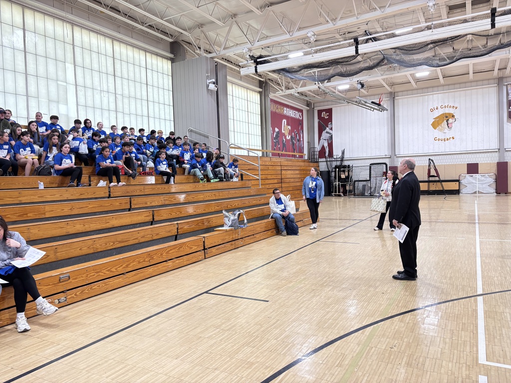 6th grade visits Old Colony