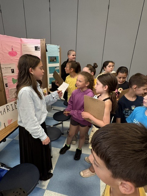 6th grade Wax Museum