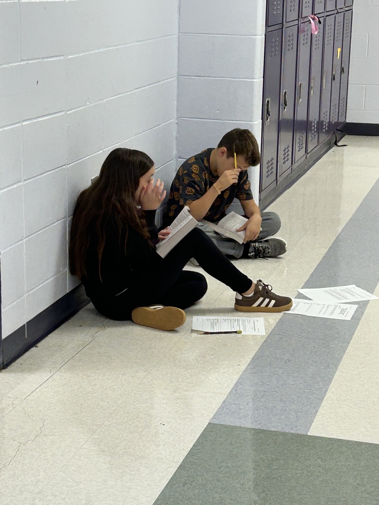 6th graders reading