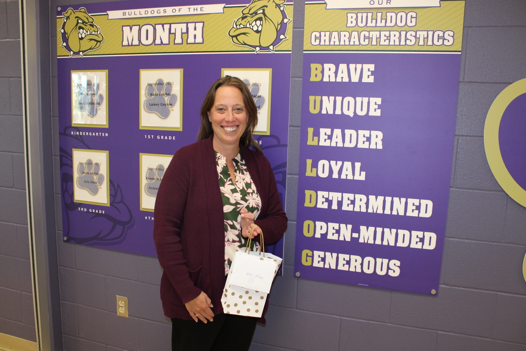 Mrs. Maag accepting her gift