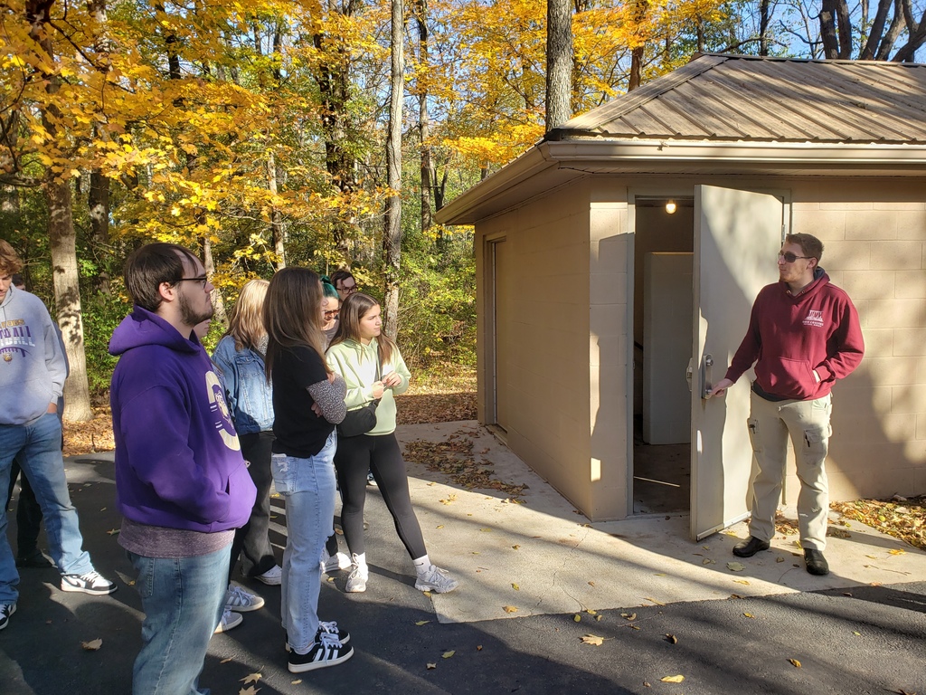 Ada Geology class at Ohio Caverns