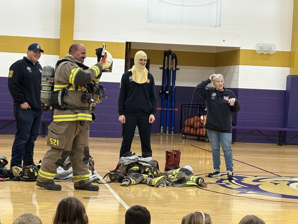 Ada Fire Dept visits students 