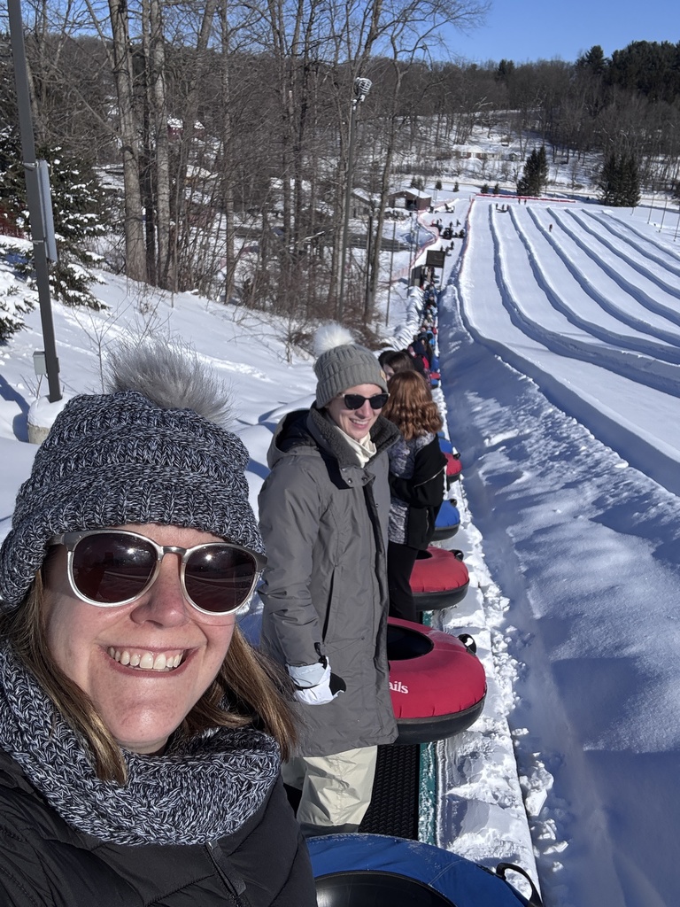 Middle School students snow tubing