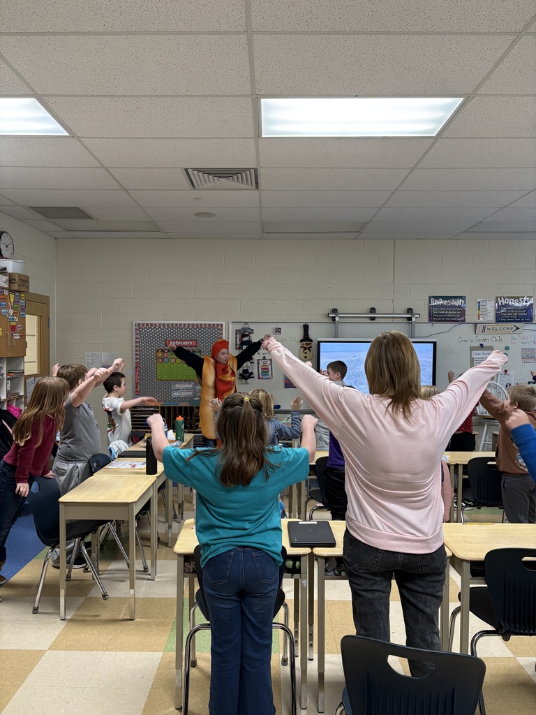 Amanda Raines presenting to 3d graders