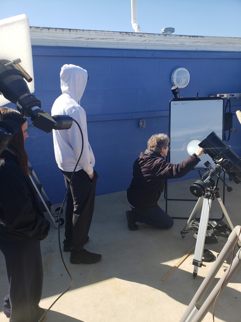 High school students at the ONU observatory