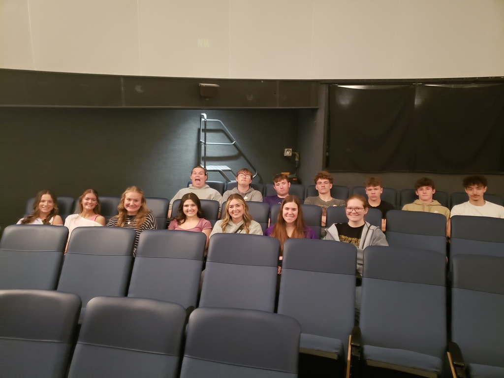 Mrs. Bowden's Astronomy class at the BGSU observatory 