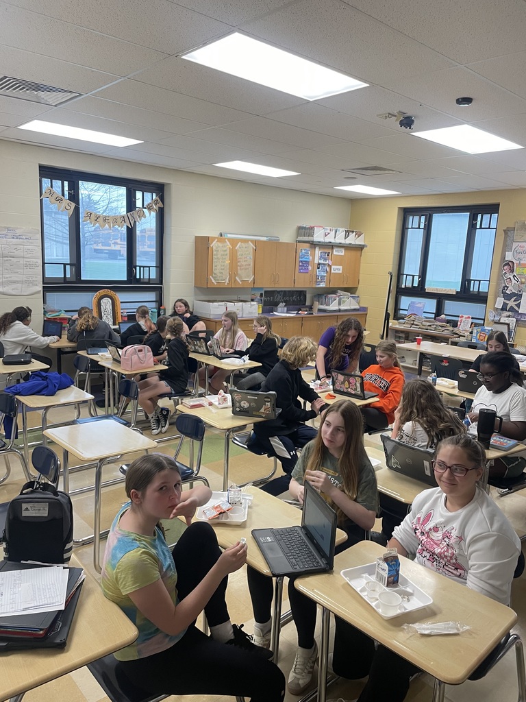 Middle School Sources of Strength meeting 