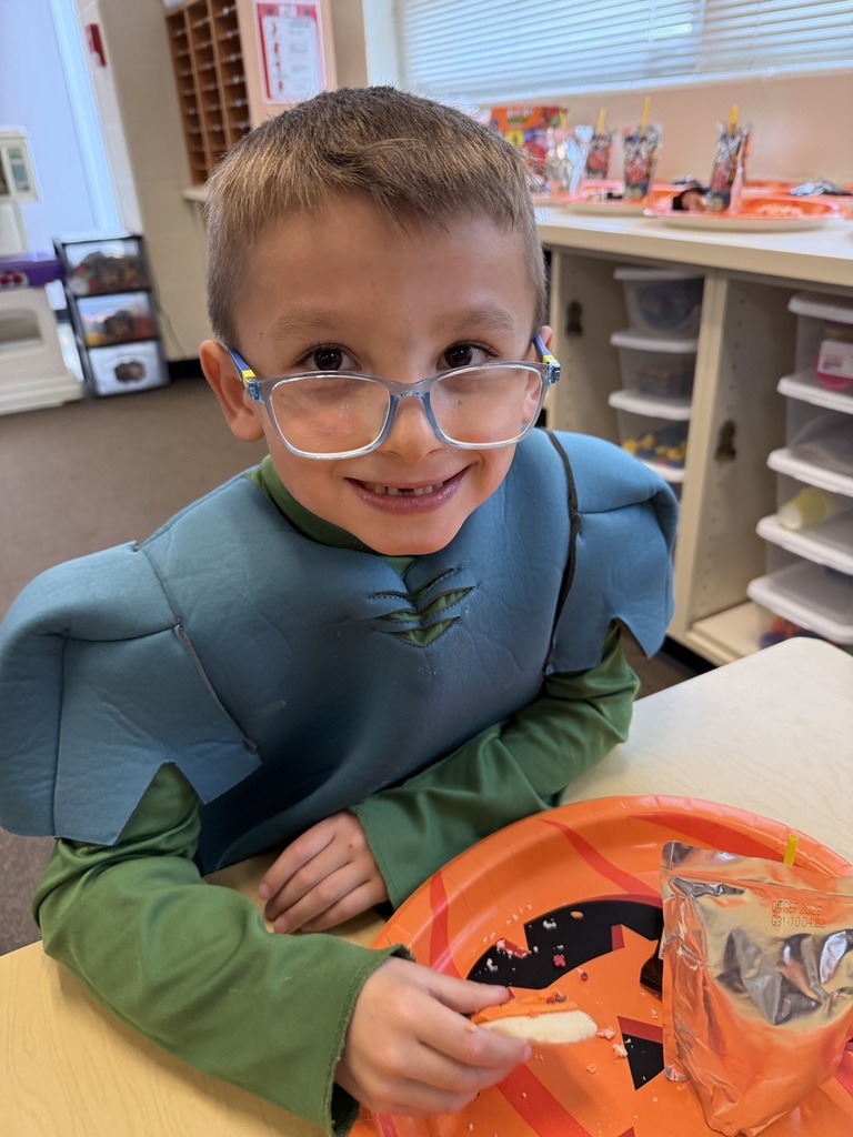 Friday was a fun day filled with critters and characters!