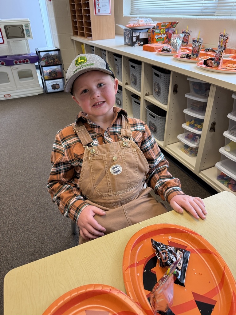 Friday was a fun day filled with critters and characters!