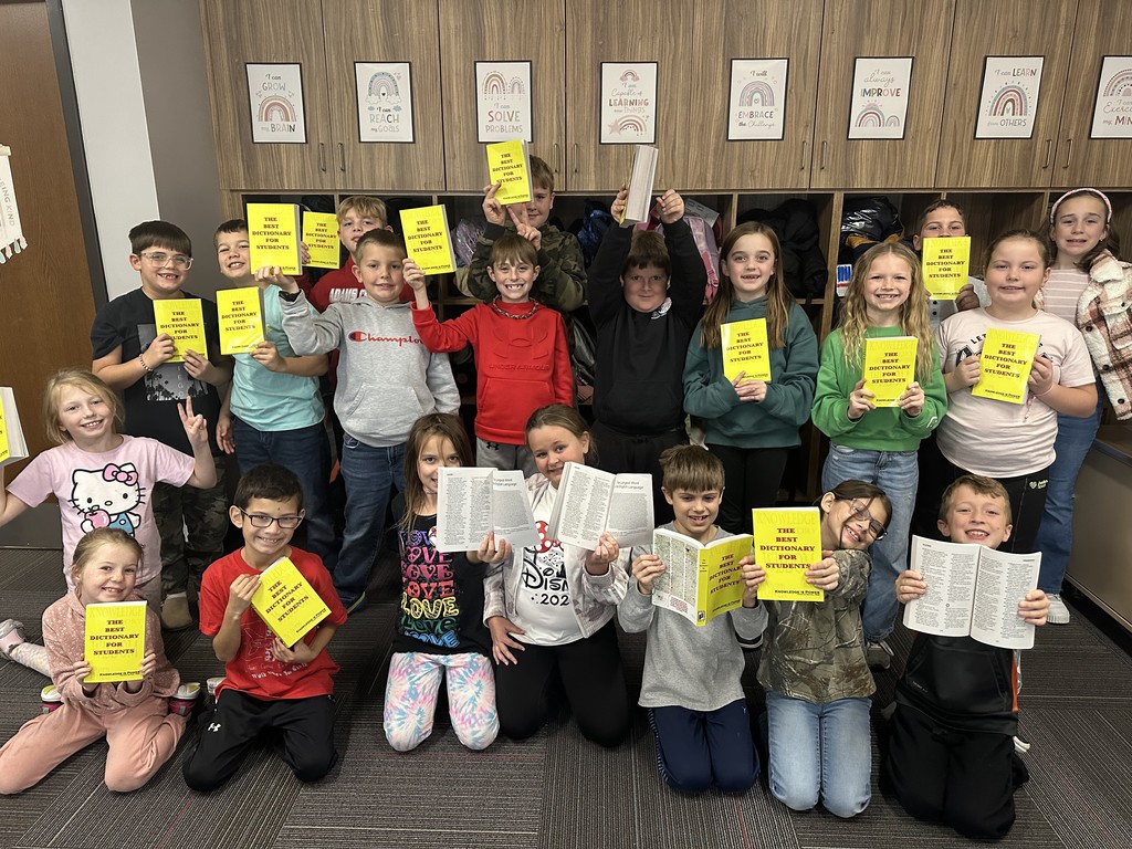 Berne Rotary Club provided dictionaries for 3rd grade students.