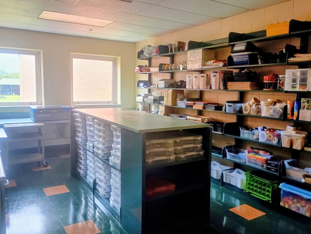 We are excited to announce the new West Union High School Makerspace, The FORGE.  Staff and Administration have been hard at work all summer putting together this amazing space for our students. Students will think like an engineer while learning how to use and have access to 3D printers, large format printers, vinyl and laser cutters, a mini woodshop, sewing and embroidery machines, button makers, heat presses, circuitry, robotics as well as several types of hand tools and crafting supplies.   The FORGE will give the students an opportunity to let their creativity shine while learning the concepts of the Engineering Design Process through secondary STEAM curriculum.  Come join us and take a look for yourself at back-to-school night, August 12th from 3:00 to 6:00 p.m. We look forward to seeing you there!