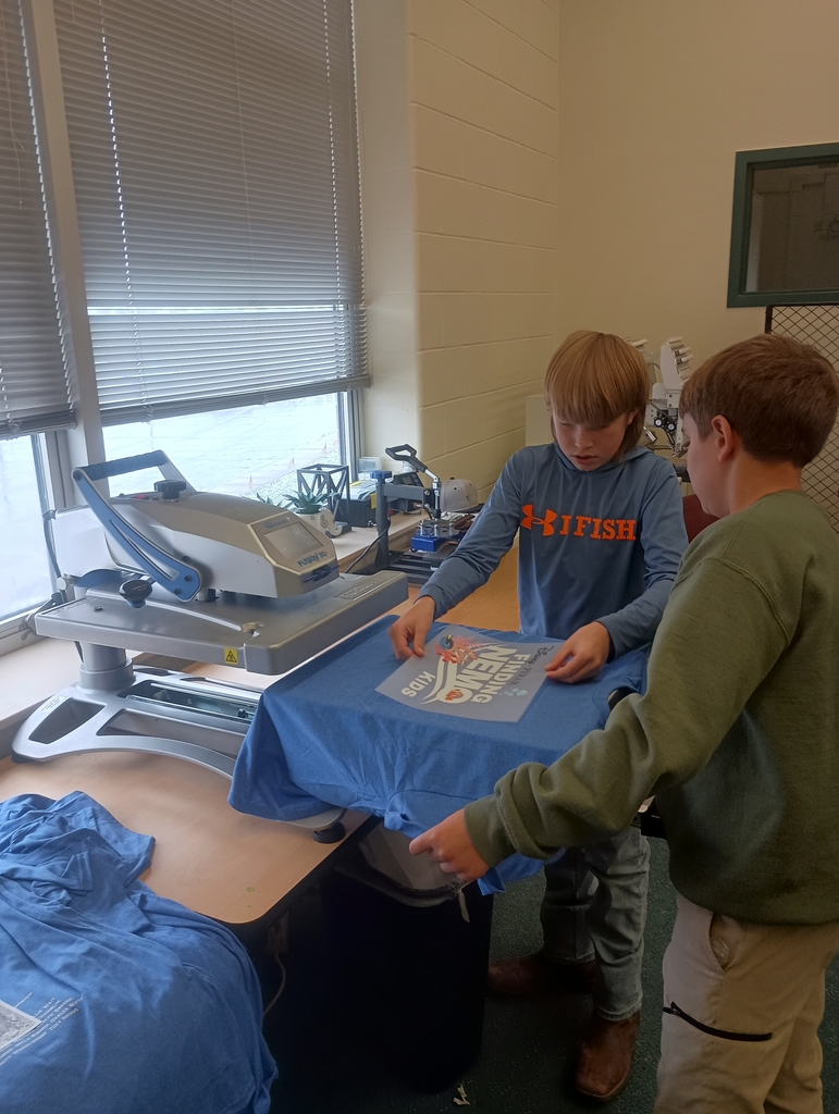 Making Finding Nemo shirts