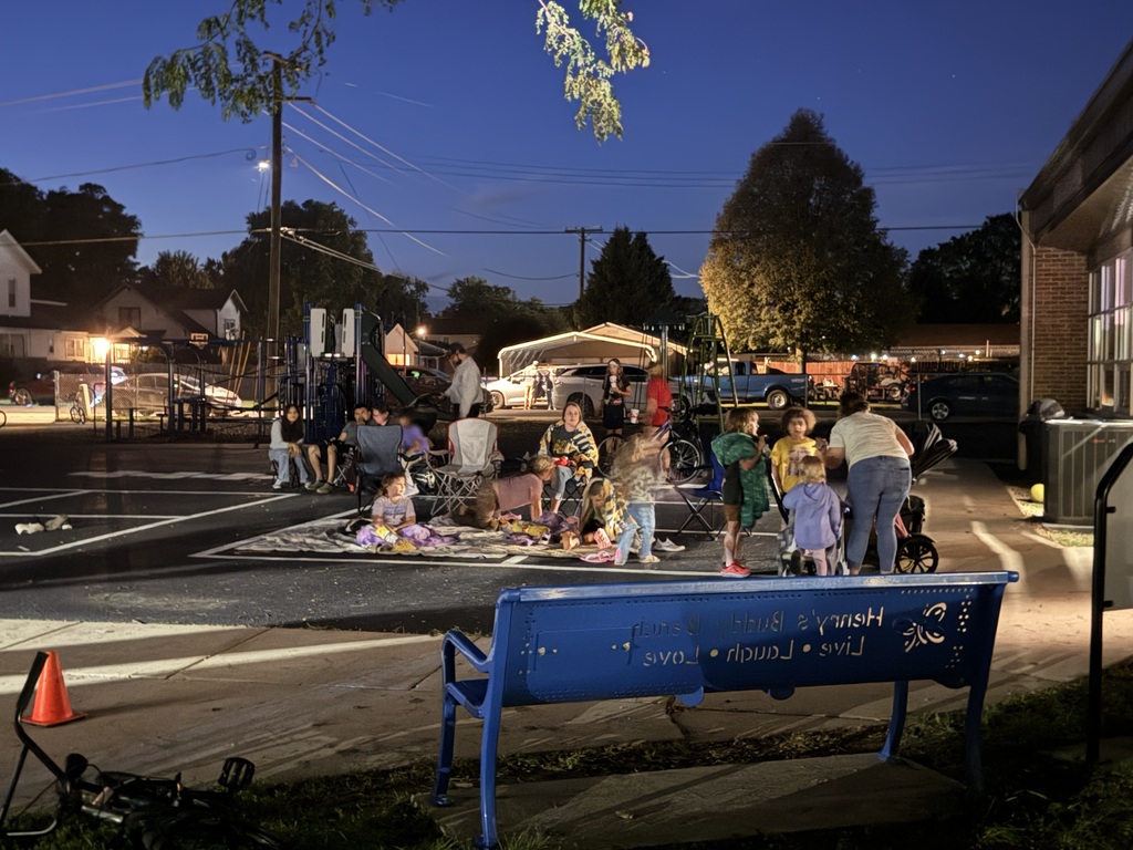 movie nights outside