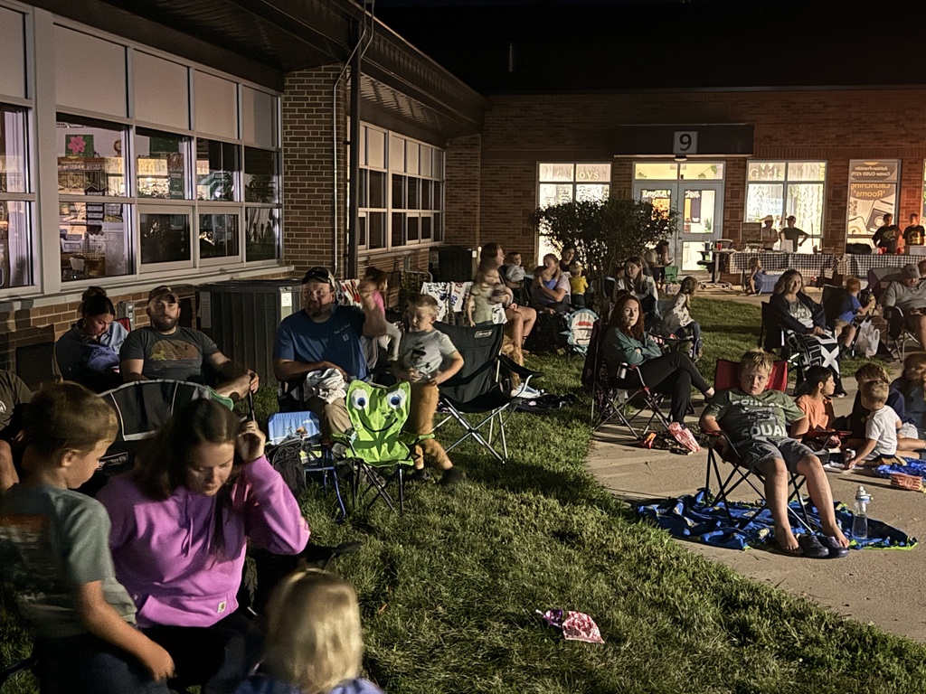 movie nights outside