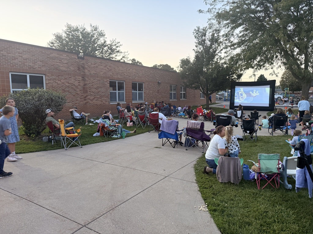 movie nights outside