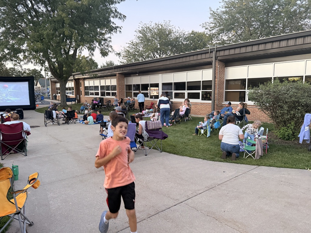 movie nights outside