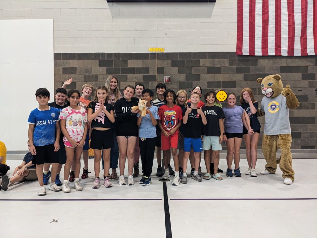 Mrs. Monia's 5th grade class