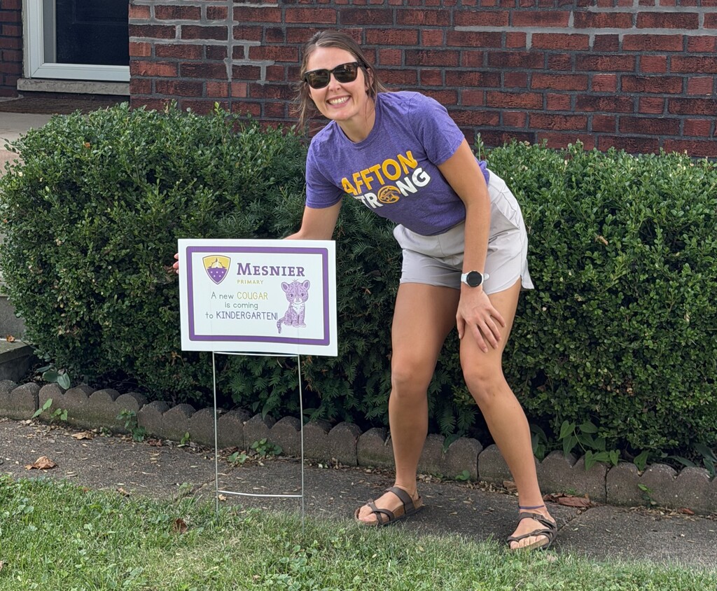 Kindergarten yard signs!