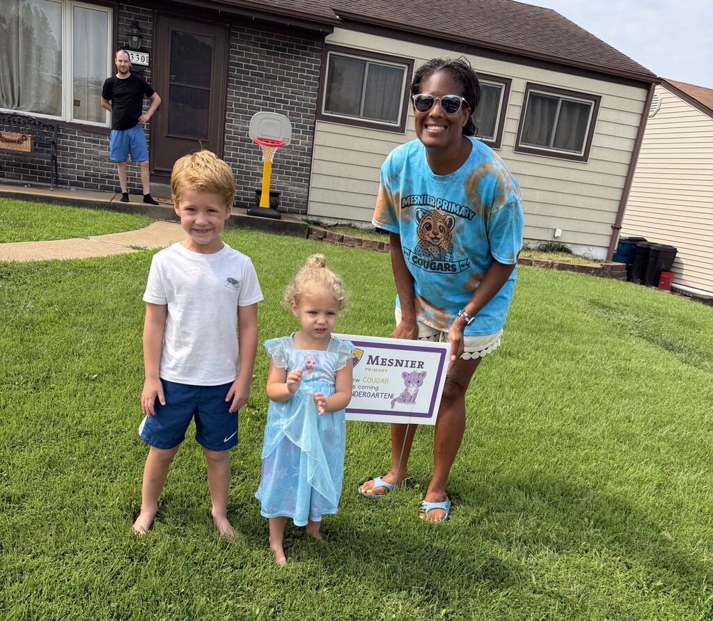 Kindergarten yard signs!