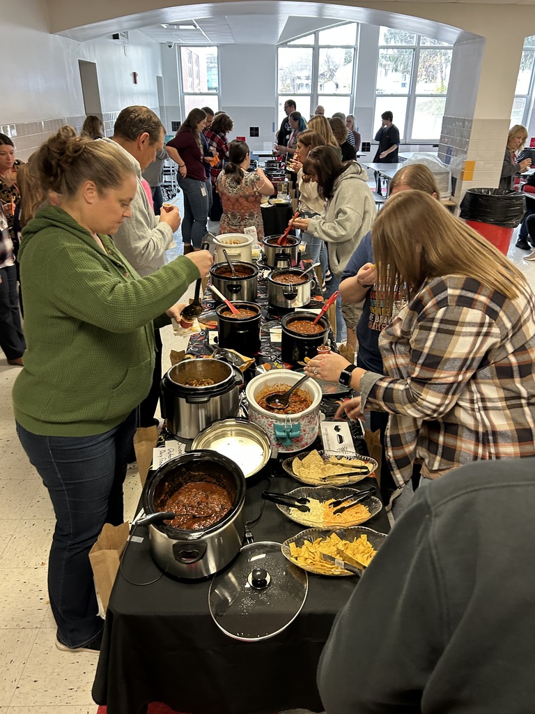 Teachers dishing up chili