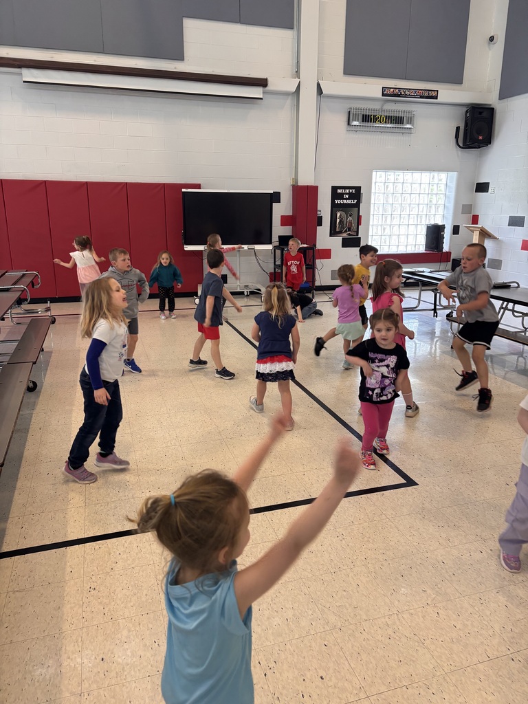 Afton elementary students dancing