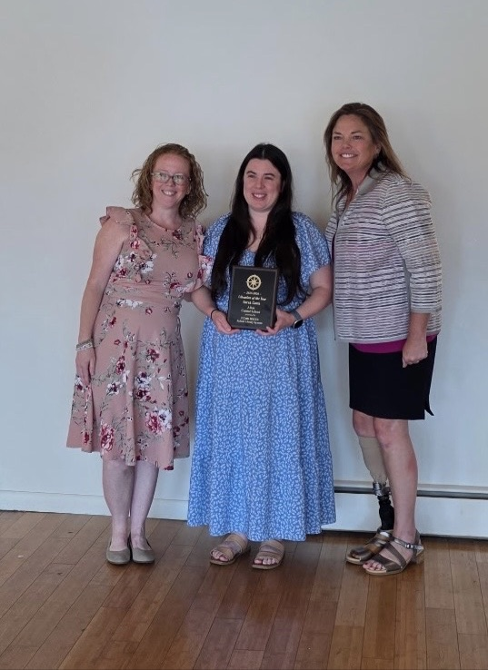 Sarah Gaeta with award