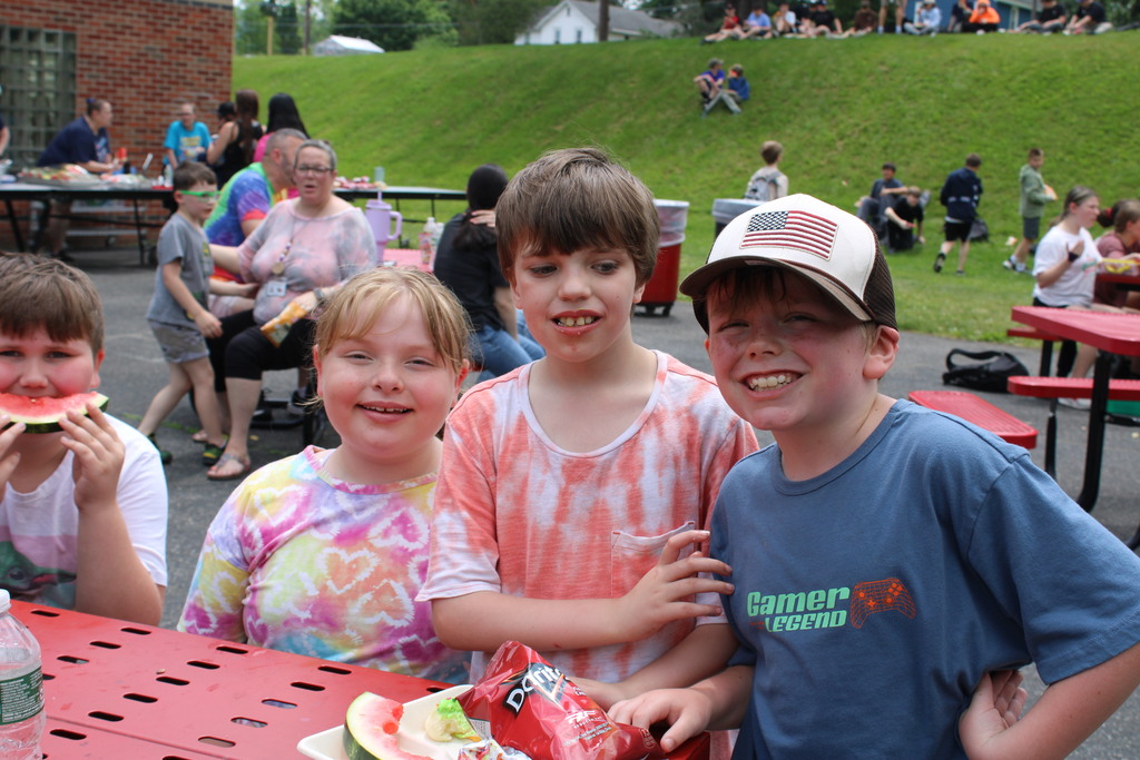 Kids happy at picnic