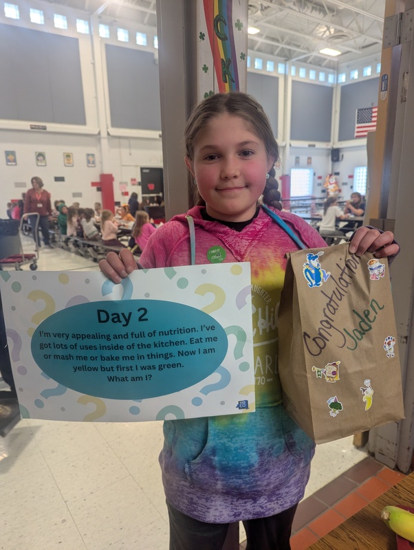 Afton student with prize