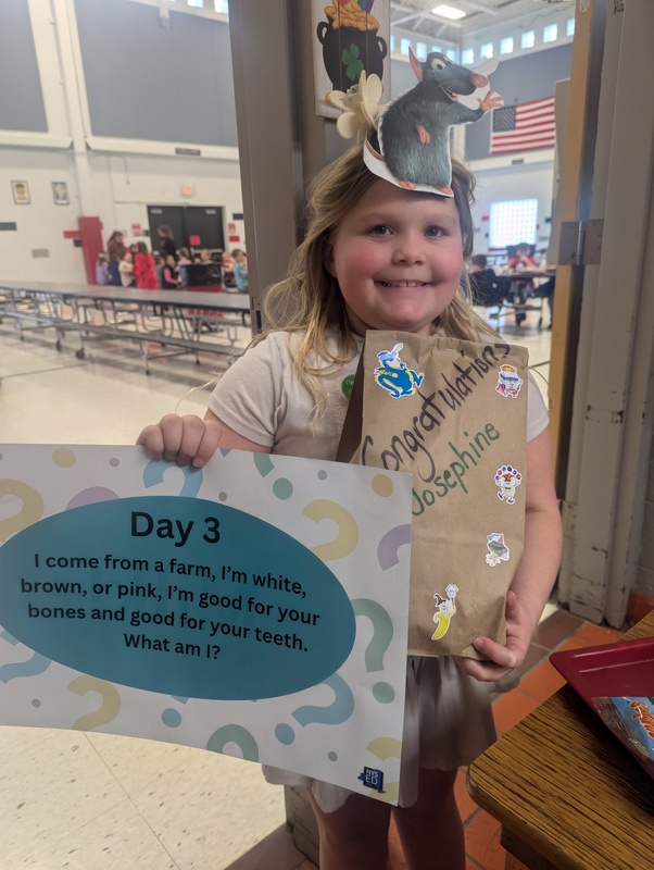 Afton student with prize