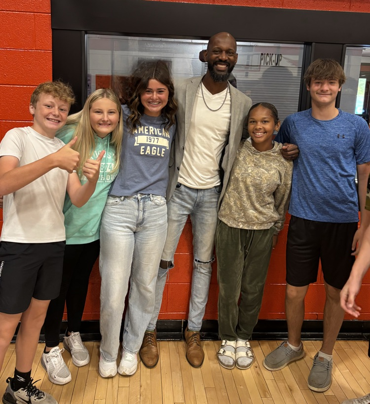 Some of our 9th graders posing for a photo with TeeJay