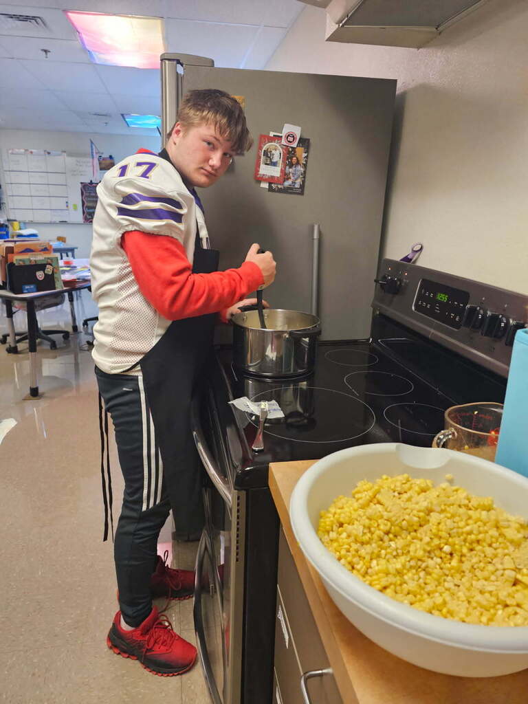 Making cream corn