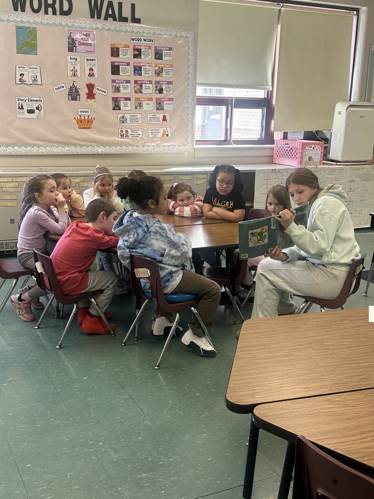 reading to elementary schoolers