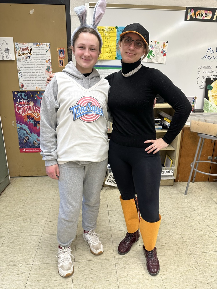two students dressed as bugs bunny and Daffy Duck