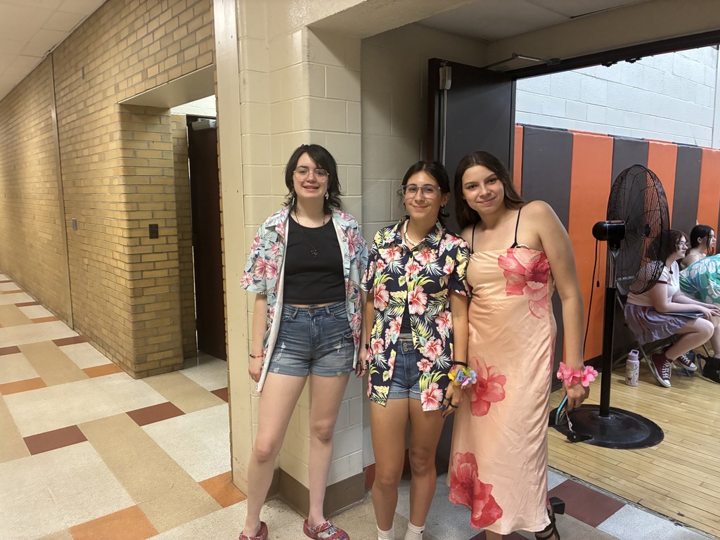 students posing for a picture
