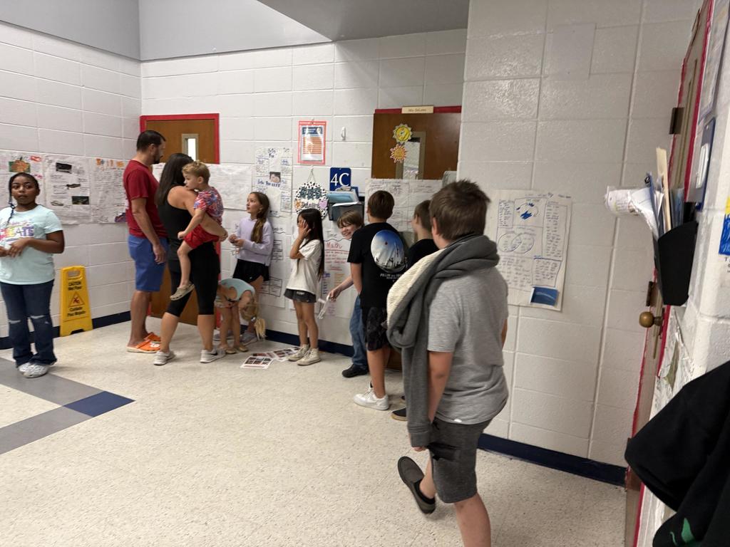 Fourth Grade Informational Animal Posters Presentations 