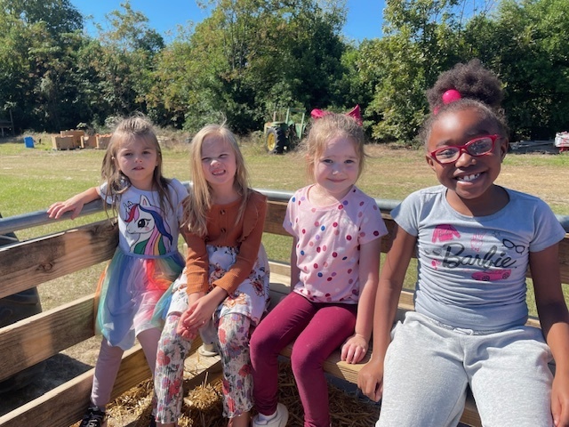 First Grade students visit Steeds Dairy