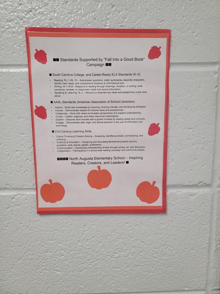 📚🍂 Fall Into a Good Book Reading Display