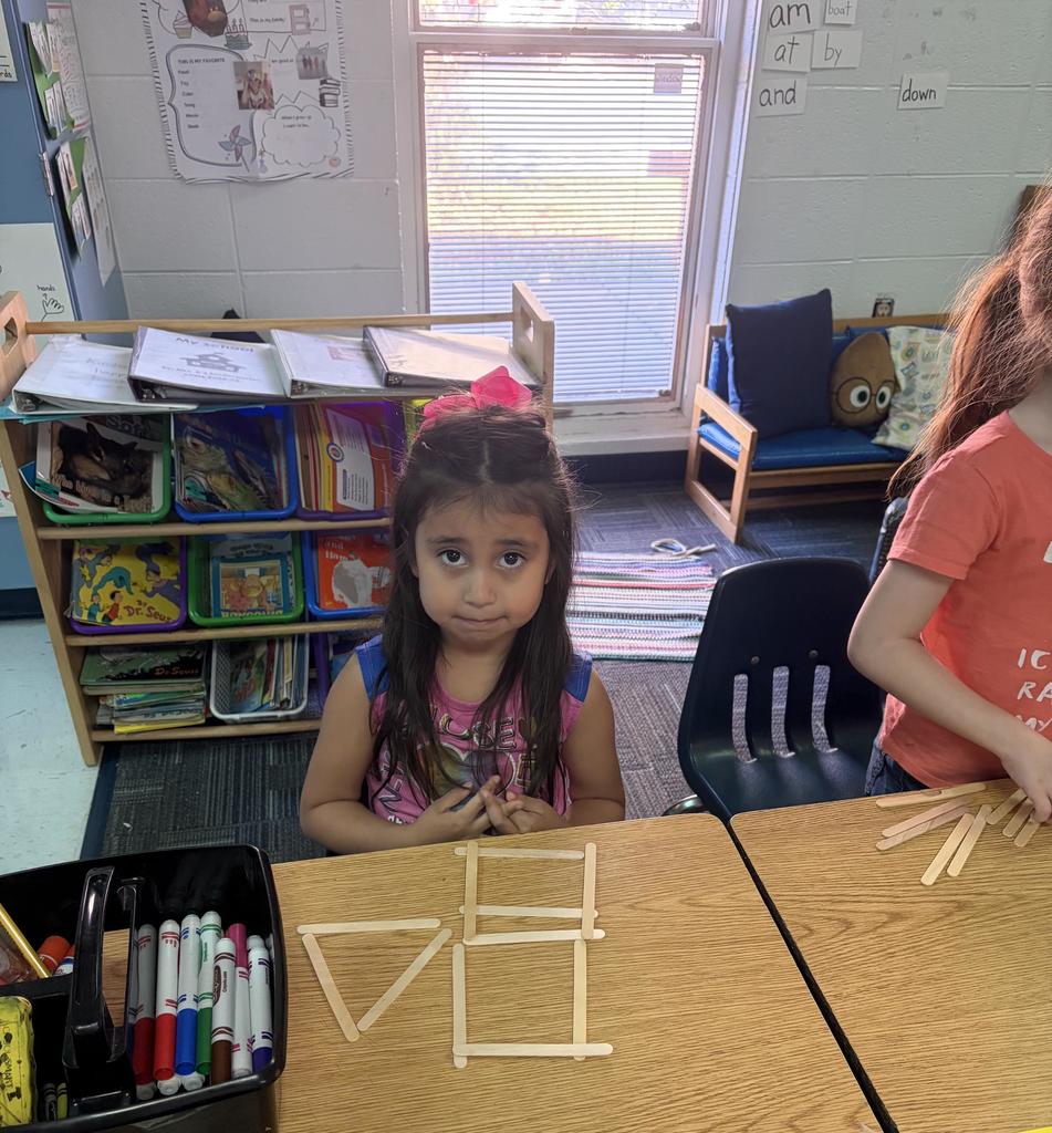 Making shapes in Kindergarten