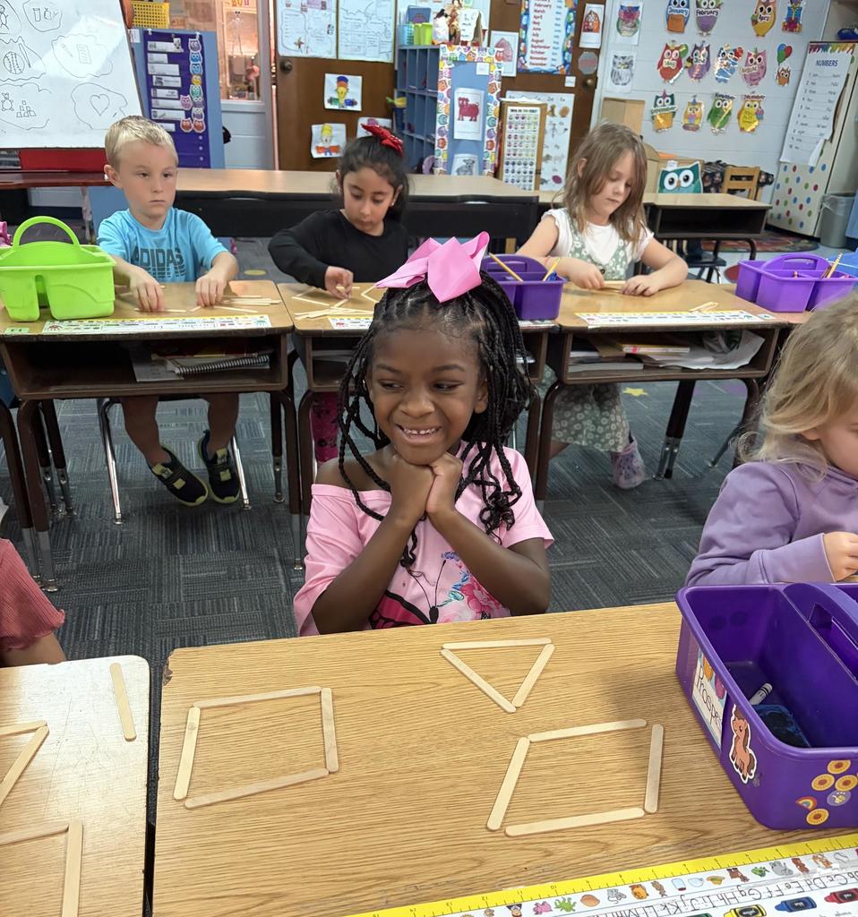 Making shapes in Kindergarten