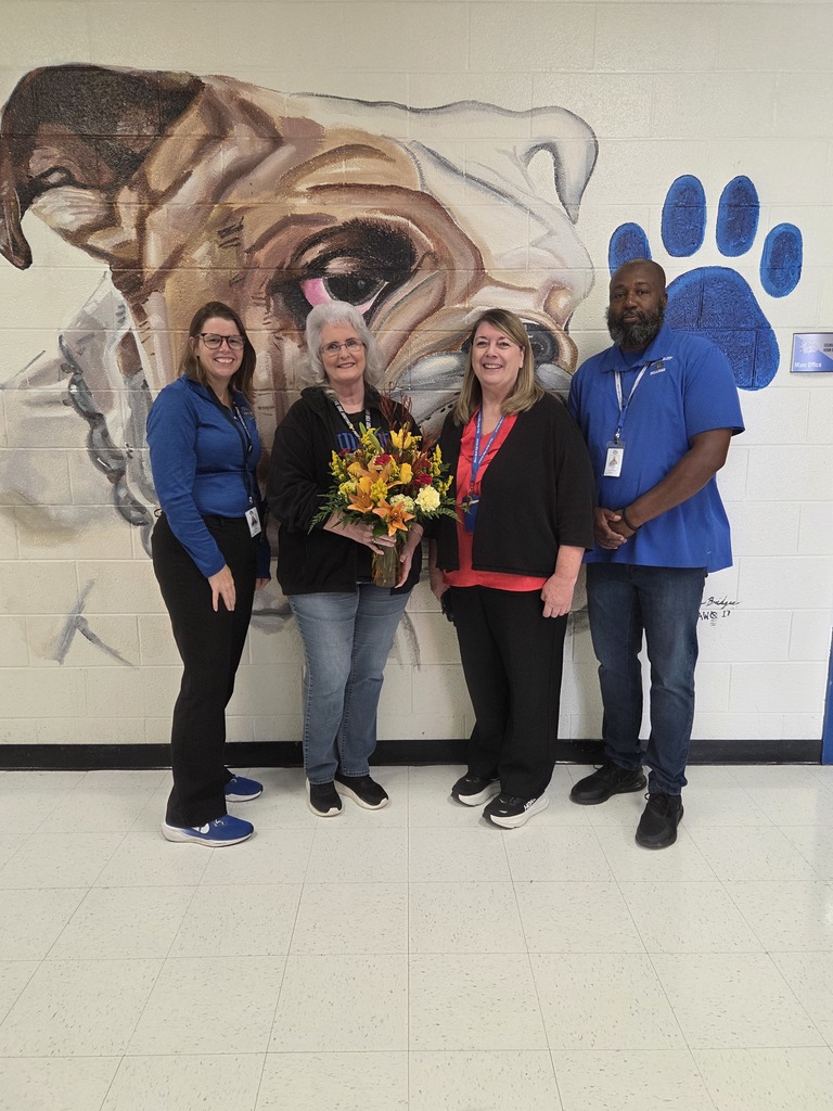 GEM Winner, Mrs. Baynham, with Admin Staff