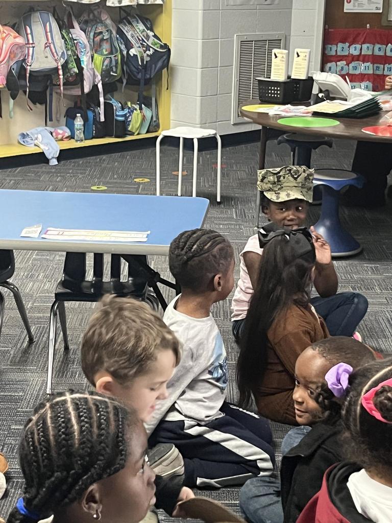 Veterans Day Presentation in Kindergarten