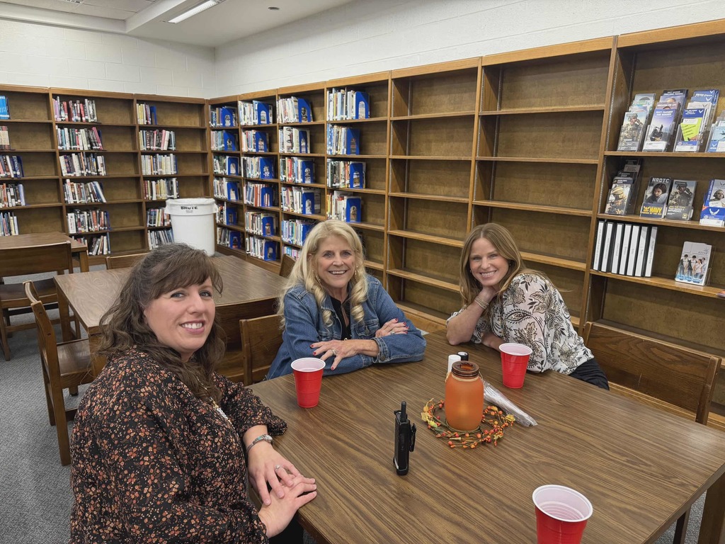 Faculty eating lunch