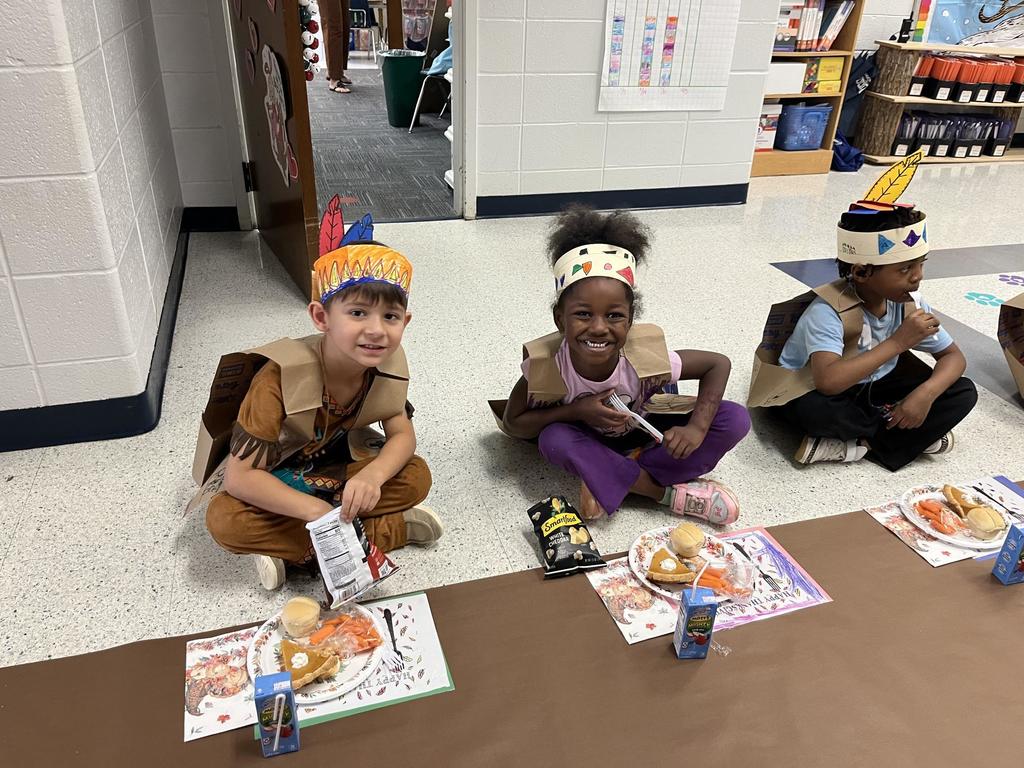 Kindergarten Thanksgiving Feast