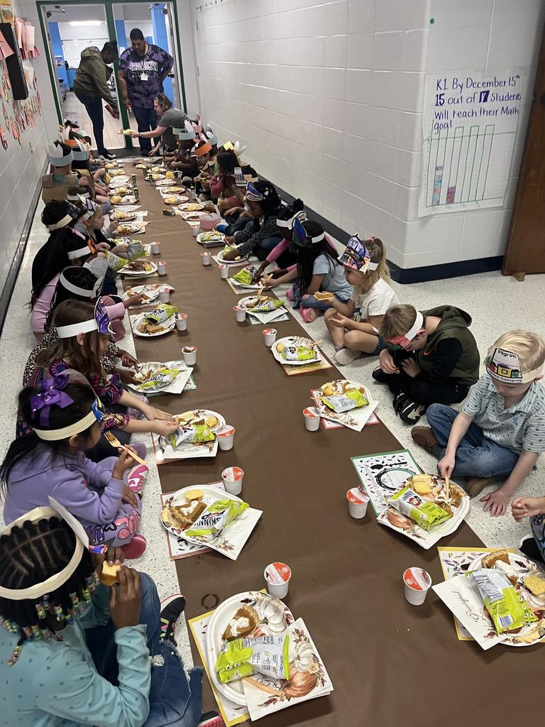 Kindergarten Thanksgiving Feast