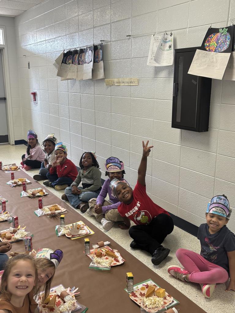 Kindergarten Thanksgiving Feast