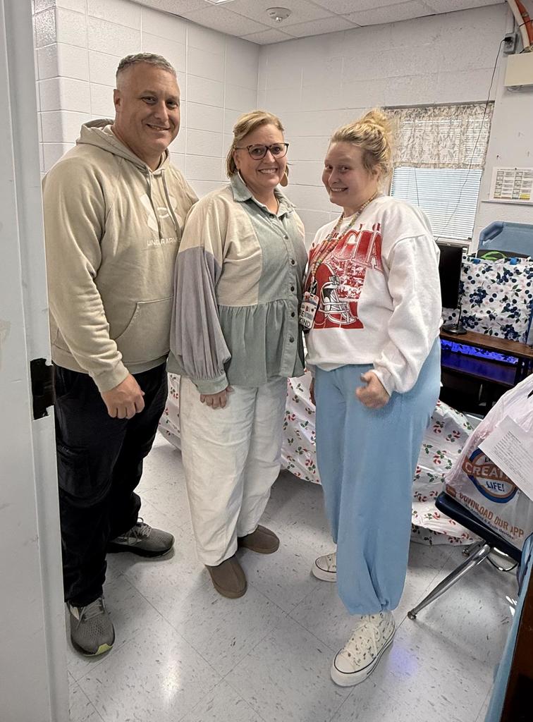 Victory Baptist Spread Christmas Cheer